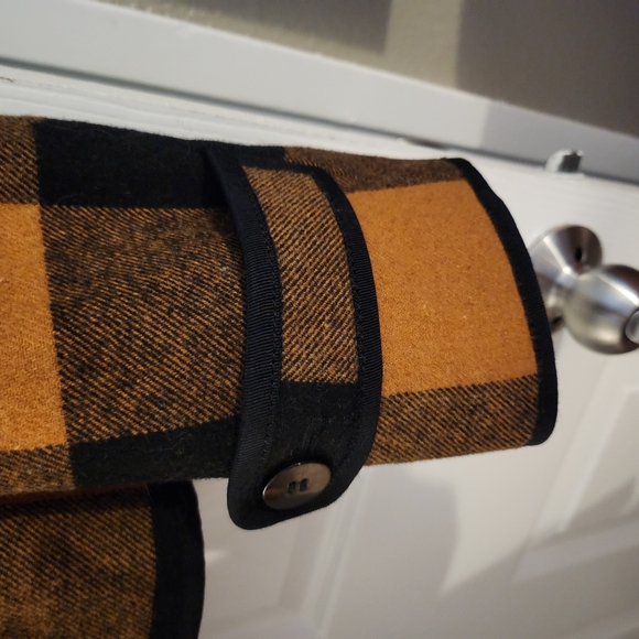 Ann Taylor Loft Chic Black and Orange Plaid Coat - Picture 4 of 5